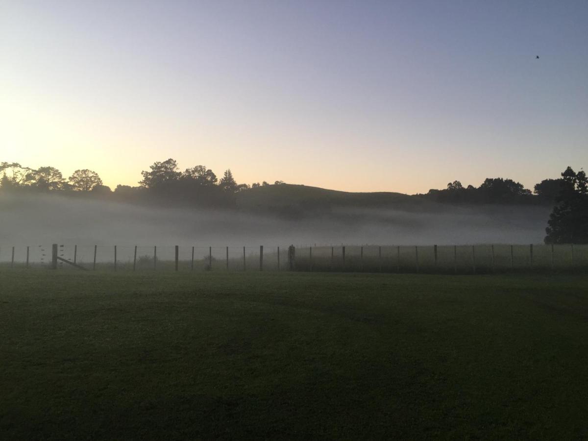 Veld View Bed And Breakfast Tuakau Bagian luar foto