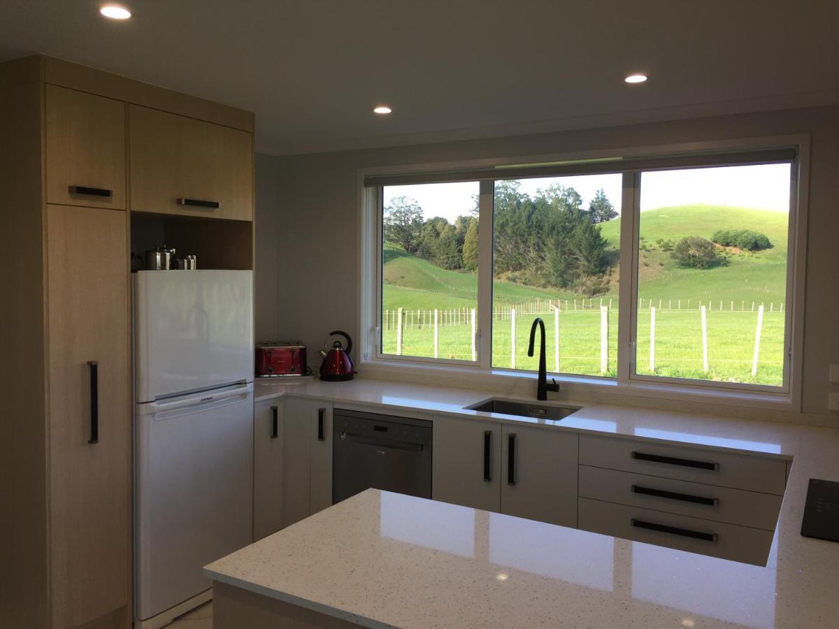Veld View Bed And Breakfast Tuakau Bagian luar foto