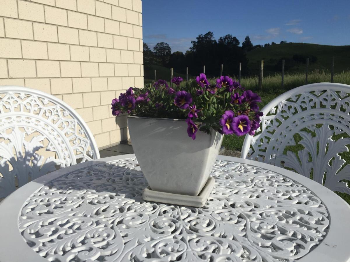 Veld View Bed And Breakfast Tuakau Bagian luar foto