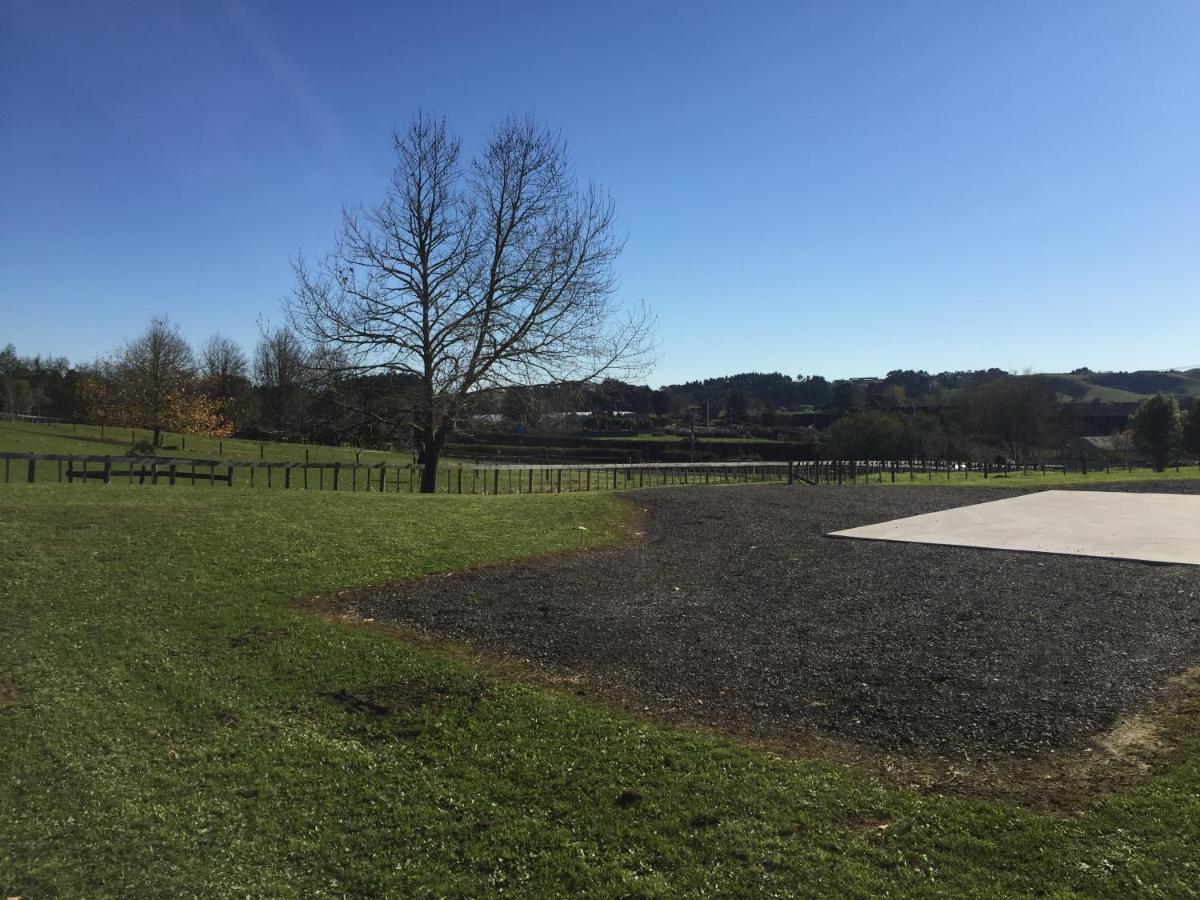 Veld View Bed And Breakfast Tuakau Bagian luar foto