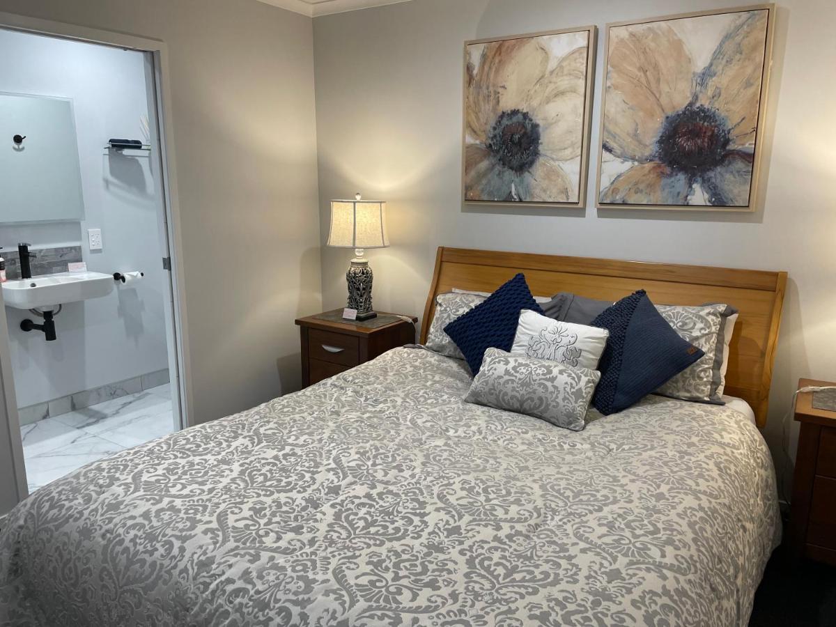 Veld View Bed And Breakfast Tuakau Bagian luar foto