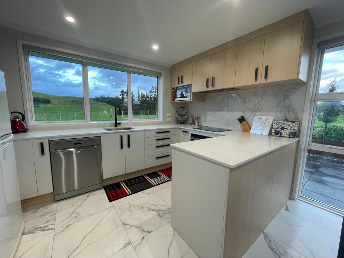 Veld View Bed And Breakfast Tuakau Bagian luar foto